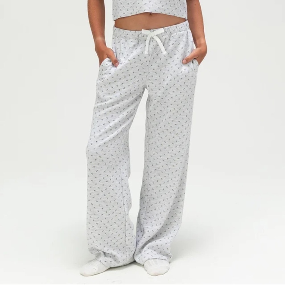 FULL TILT Ditsy Girls Wide Leg Thermal Pants